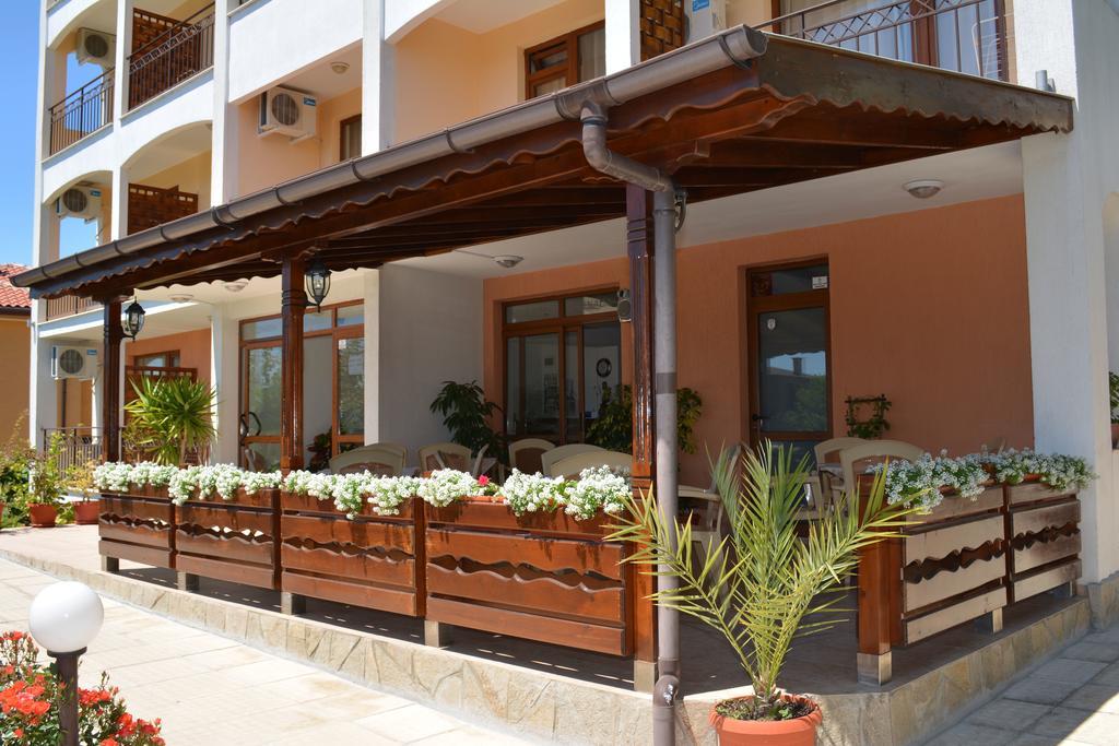 Hotel Genada Sveti Vlas Extérieur photo
