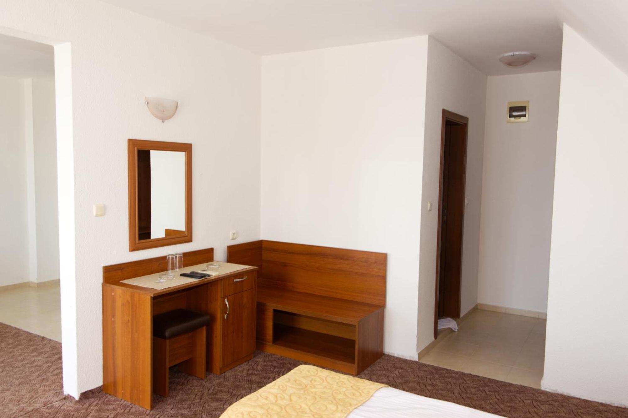 Hotel Genada Sveti Vlas Extérieur photo