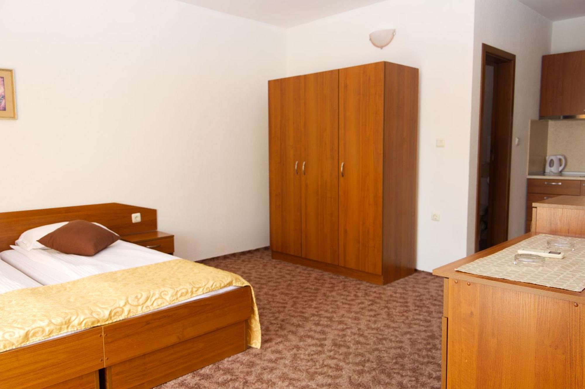Hotel Genada Sveti Vlas Extérieur photo